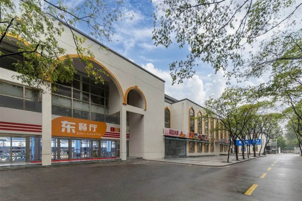 鄭州市宇華實驗學(xué)校